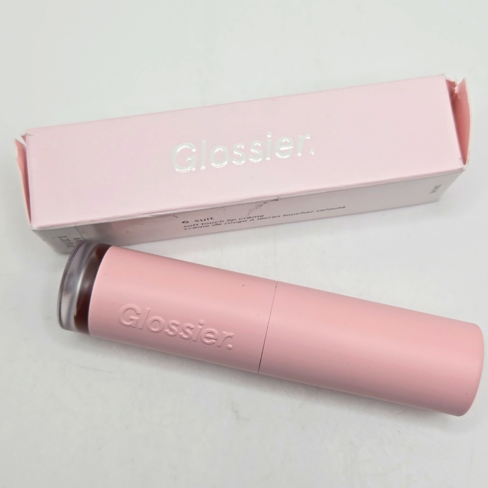 Glossier G-Suit Soft Touch Lip Crème in Drive